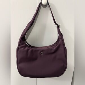 Lululemon City Essentials Shoulder Bag 4L in Black Plum color